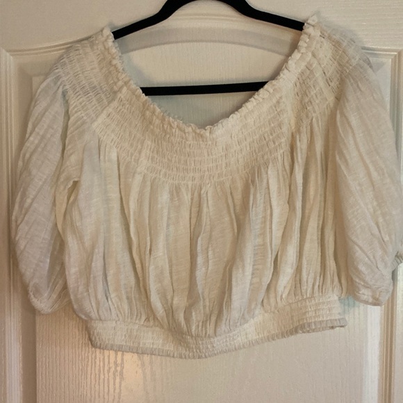 We The Free Cream Blouse Elegant and Timeless - Picture 5 of 5